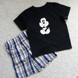 4/$20 Disney Mickey Mouse Outfit